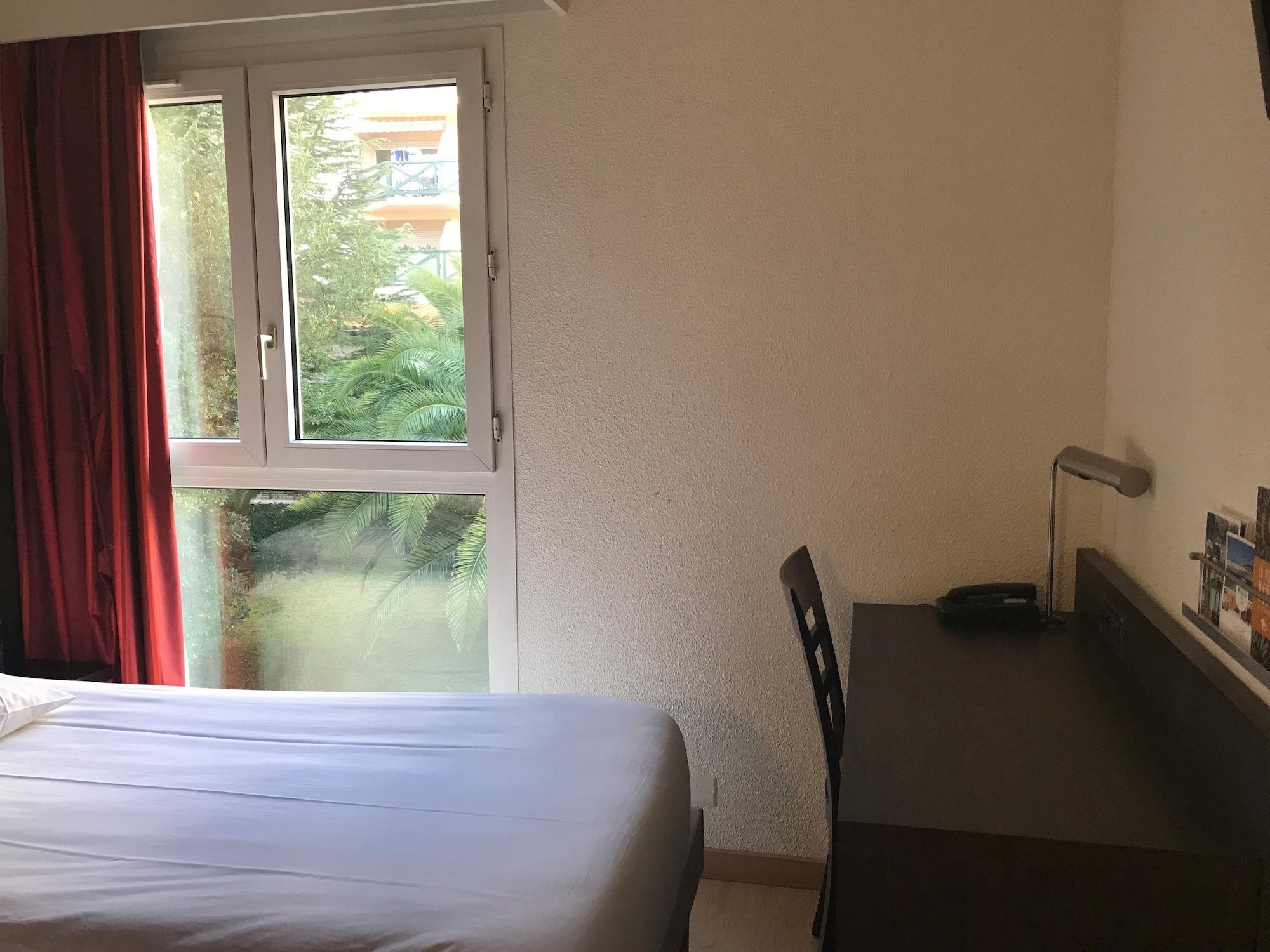 Akena - Grande Hotel Biarritz